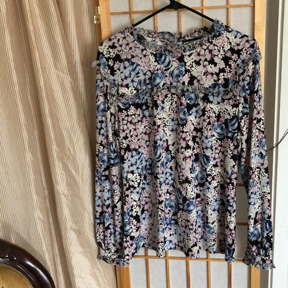 Ruffle neck blouse